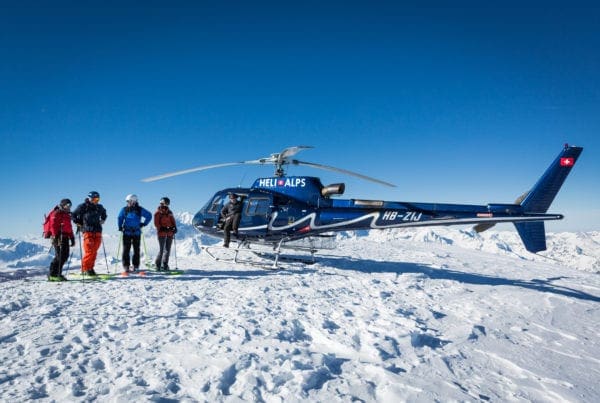 Heliski à Verbier, hélicoptère, neige poudreuse, pente vierge , ski freeride