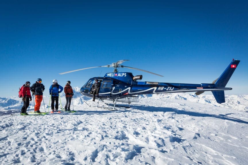 Heliski à Verbier, hélicoptère, neige poudreuse, pente vierge , ski freeride