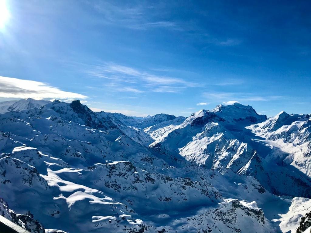 Luxury Skiing: Verbier vs Val d’Isere