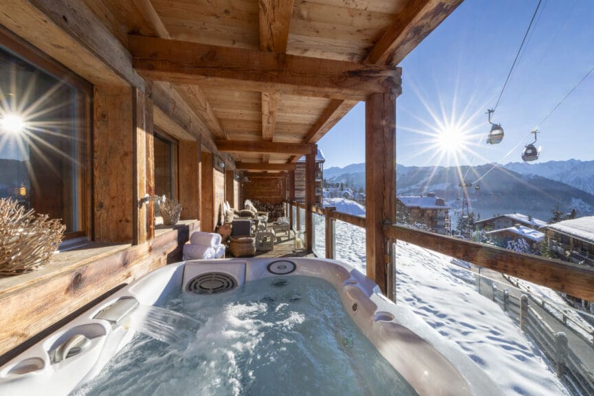 Chalet with hot tub